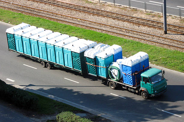 Best Luxury portable toilet rental  in Ttapoisett Center, MA